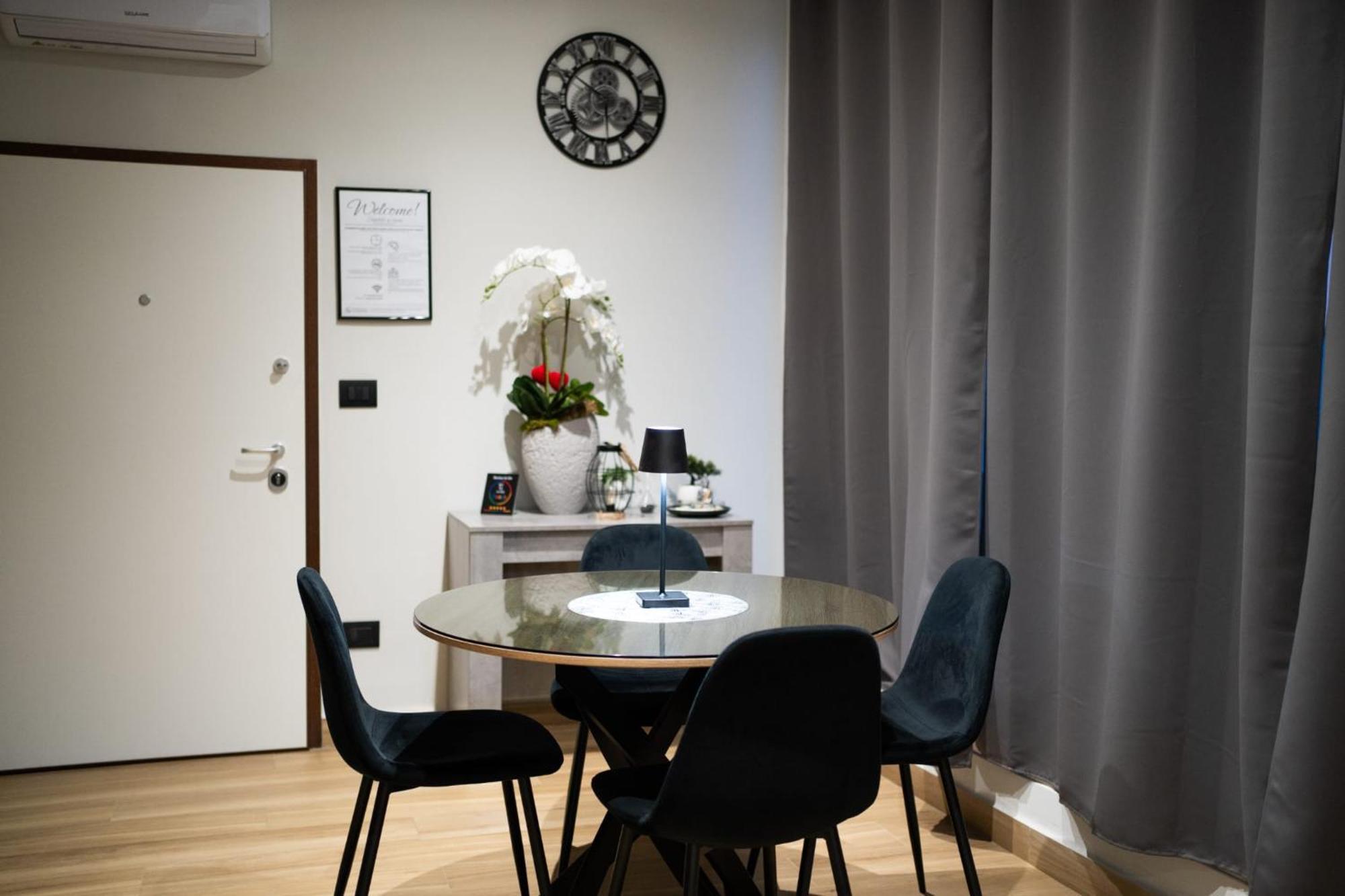 Casa Con Veranda E Idromassaggio 巴列塔 外观 照片